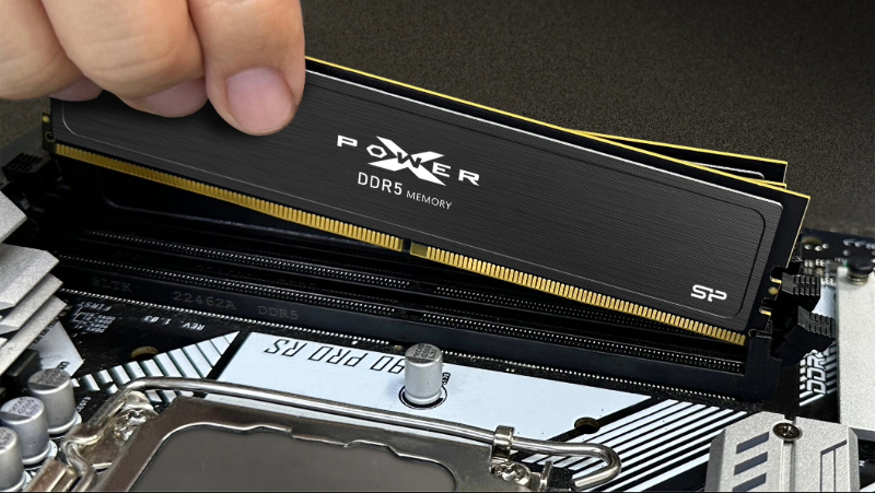 QVL (Qualified Vendor List) ဆိုတာ motherboard ထုတ်လုပ်သူများက ထုတ်လုပ်ထားသော hardware များ၊ RAM နှင့် SSDs ကဲ့သို့သော အရာများကို သတ်မှတ်ထားသော စာရင်းဖြစ်ပြီး၊ အထူး motherboard များနှင့် အညီ စမ်းသပ်မှုများကို ဖော်ပြထားသည်။ QVL ကို စစ်ဆေးခြင်းသည် အထူးသဖြင့် အလေးချိန်များရှိသော ပတ်ဝန်းကျင်များတွင် အဆင်ပြေမှုနှင့် စနစ်တည်ငြိမ်မှုကို အာမခံရန် အထူးသဖြင့် အထောက်အကူပြုသည်။ QVL တွင် မပါသော အပိုင်းများသည် အလုပ်လုပ်နိုင်သော်လည်း၊ ၎င်းတို့ကို တရားဝင်စမ်းသပ်ခြင်းမရှိသဖြင့် လူကြိုက်များသော မော်ဒယ်များကို ရွေးချယ်ရန်နှင့် ပြန်လည်သုံးသပ်ချက်များကို စစ်ဆေးရန် အကြံပြုသည်။ QVL ကို စစ်ဆေးရန်၊ ထုတ်လုပ်သူ၏ ဝက်ဘ်ဆိုက်သို့ သွားပါ သို့မဟုတ် RAM သို့မဟုတ် SSD အမှတ်တံဆိပ်များမှ ပံ့ပိုးသော အဆင်ပြေမှုကိရိယာများကို အသုံးပြုပါ။