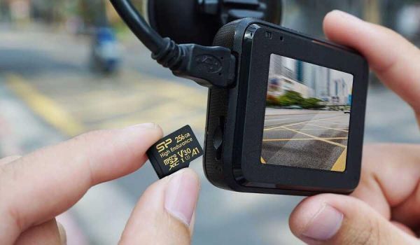 Do You Use a Dash Cam? Here’s What You’re Probably Missing