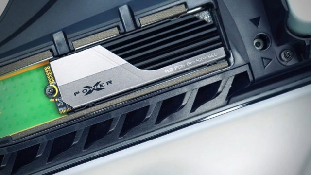 Do SSD Drives Need Power to Keep Data?