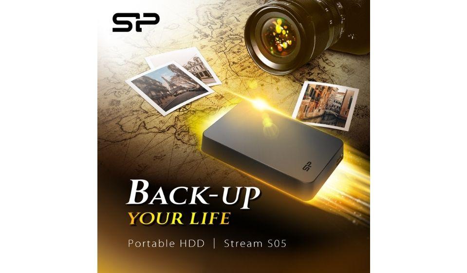 Back-Up Your Life With The New S05 Portable Hard Drive
